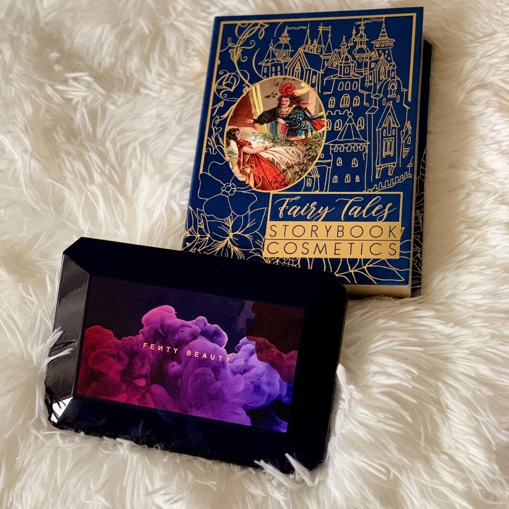 Bundle of 2 Eye Shadows Palettes Fenty, StoryBook.